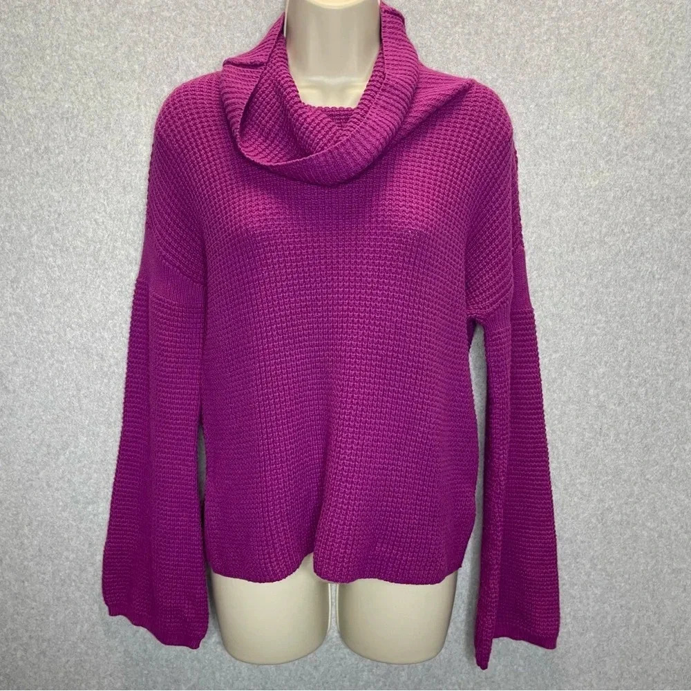 Splendid NWOT Fuchsia Cowl Neck Bell Sleeve Knitted Boxy Thermal Sweater